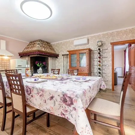Apartman Oliva & Hedera Viridi *