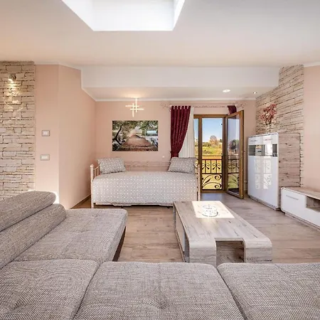 Oliva & Hedera Viridi Apartman *