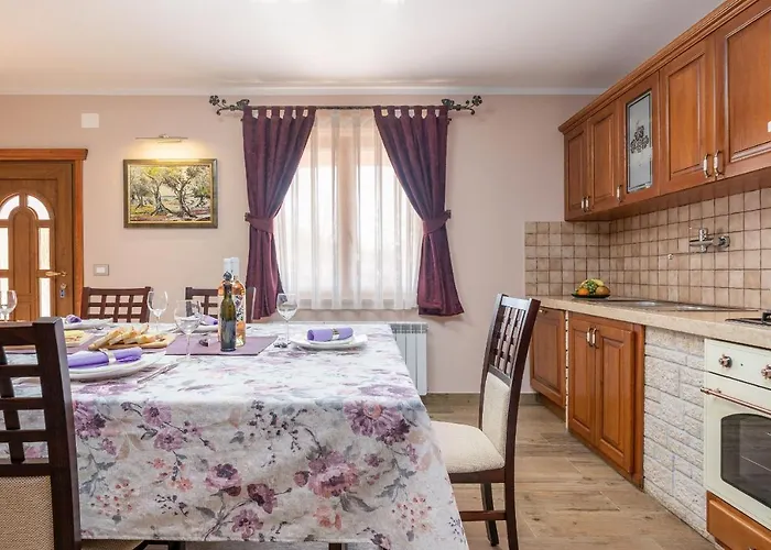 Appartement Oliva & Hedera Viridi Kaštelir