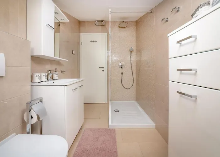 Oliva & Hedera Viridi 아파트