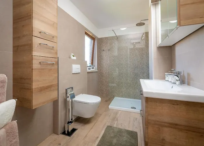 Oliva & Hedera Viridi Kastelir