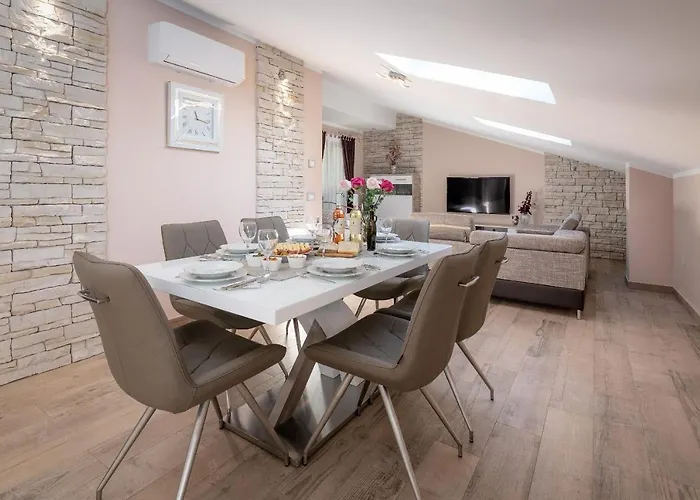 Oliva & Hedera Viridi 아파트 *