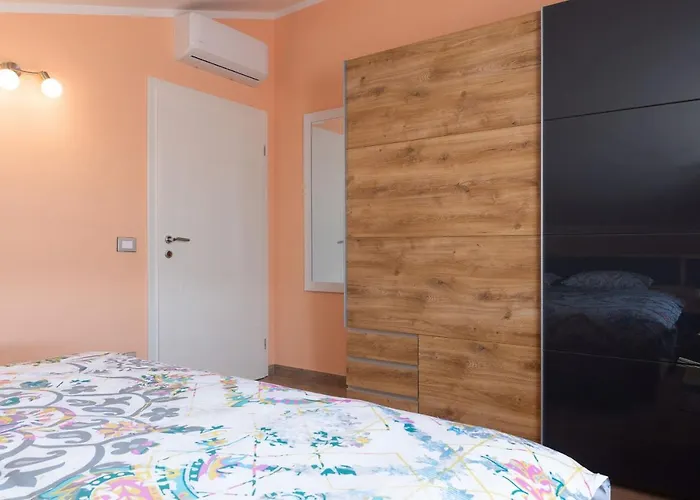 Oliva & Hedera Viridi Apartman Kastelir